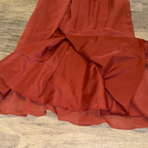 Elegant One-Shoulder Chiffon Davids Bridal DB Studio Bridesmaid Dress - Picture 5 of 7